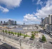 Docklands Private Collection of Apartments - Digital Harbour - Accommodation QLD