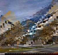 East Hotel - Accommodation QLD