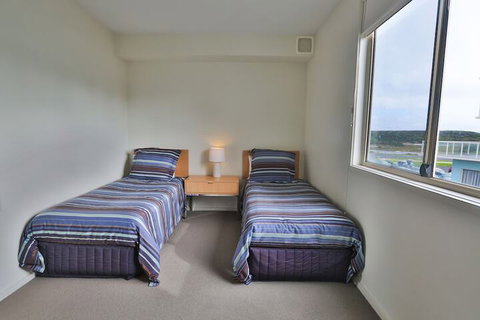 Lady Bay Resort - Accommodation QLD 7