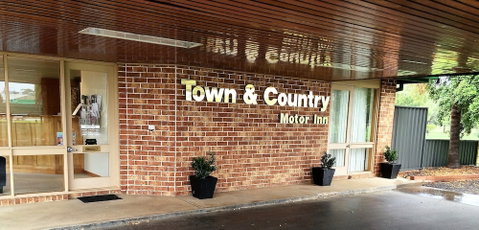 Town & Country Motor Inn Forbes - Accommodation QLD 1
