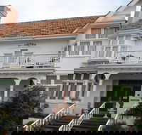 Motel Mayfair on Cavell - Accommodation QLD