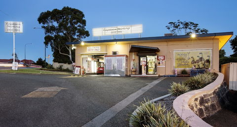 Captain Stirling Hotel - Accommodation QLD 0