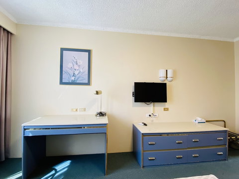 The Select Inn Penrith - Accommodation QLD 6