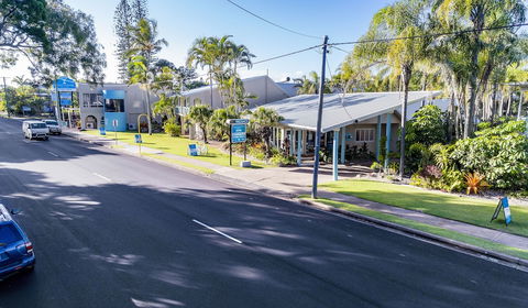 The Beach Motel Hervey Bay - Accommodation QLD 0