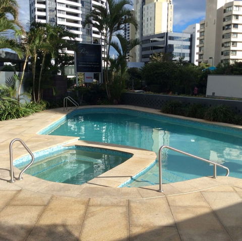 Pacific Resort Broadbeach - Accommodation QLD 3
