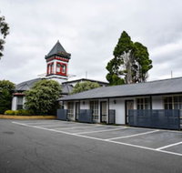 Hobart Tower Motel