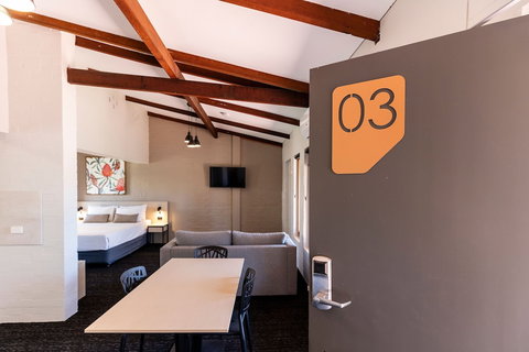 Nightcap At Wintersun Hotel - Accommodation QLD 6