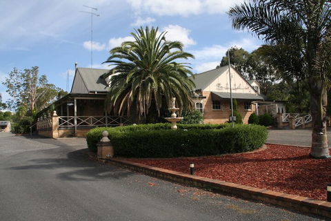 Picton Valley Motel - Accommodation QLD 3