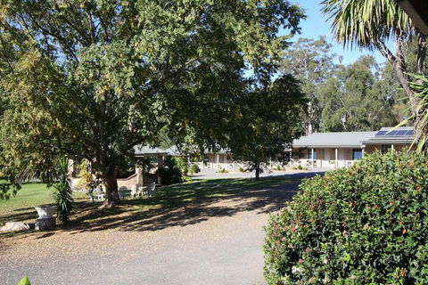 Picton Valley Motel - Accommodation QLD 4