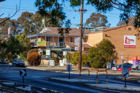 Aussie Settler Motel - Accommodation QLD 0