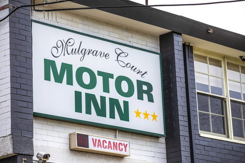 The Mulgrave Motel - Accommodation QLD 1