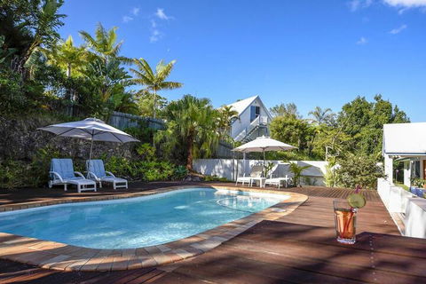 Ninderry Manor Luxury Retreat - Accommodation QLD 4