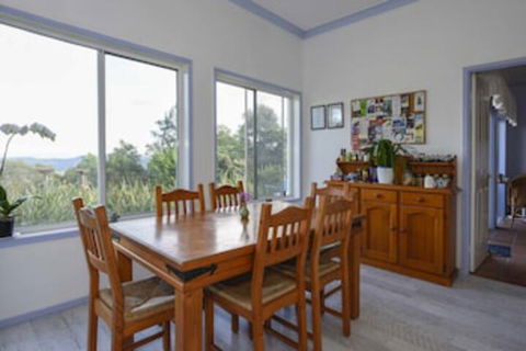 Ninderry Manor Luxury Retreat - Accommodation QLD 0