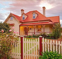 Cambridge House - Accommodation QLD