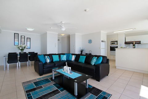 Rainbow Commodore Apartments - Accommodation QLD 5