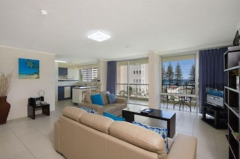 Rainbow Commodore Apartments - Accommodation QLD 6