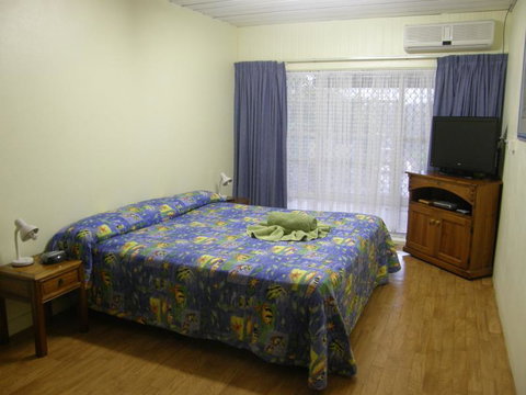 Ambience Holiday Apartments - Accommodation QLD 5