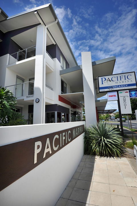 Pacific Marina Apartments - Accommodation QLD 1