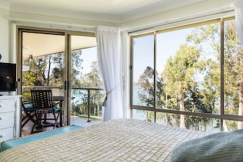 Anne's Waterfront Haven B&B - Accommodation QLD 0