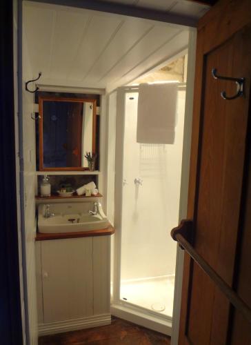 Orfords Sanda House B & B - Accommodation QLD 4