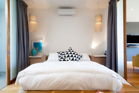 Aquabelle Apartments - Accommodation QLD 6