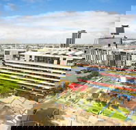 Astra Apartments - Docklands - Accommodation QLD