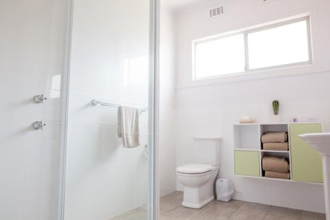 Amooran Oceanside - Accommodation QLD 5