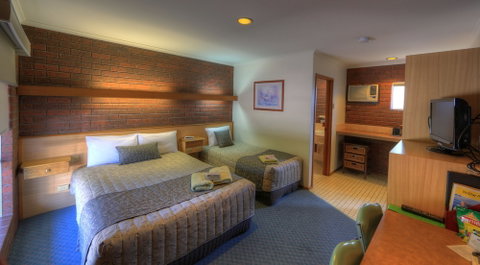 Bairnsdale Tanjil Motor Inn - Accommodation QLD 3