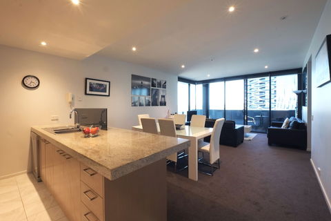 ACD Apartments - Accommodation QLD 6