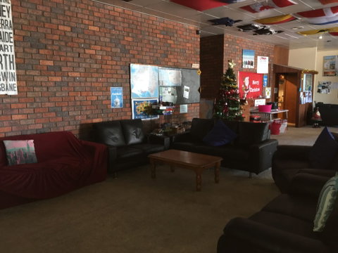 Warrnambool Beach Backpackers - Accommodation QLD 3