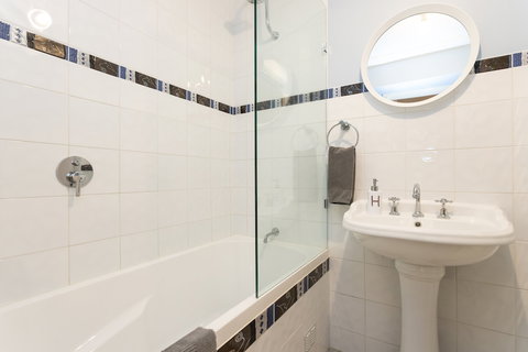 Fremantle Bed And Breakfast - Accommodation QLD 5