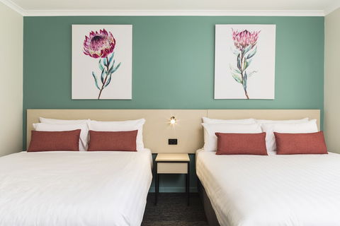 Nightcap At Balaclava Hotel - Accommodation QLD 5
