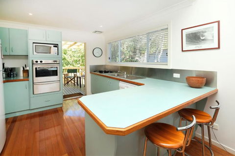 SPINNAKER 1 - Accommodation QLD 2