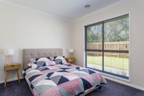Caxton Beach House Hot Tub Spa - Accommodation QLD 2