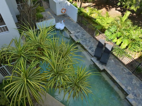 Ocean Sounds 2 Bedroom Apartment - Accommodation QLD 2