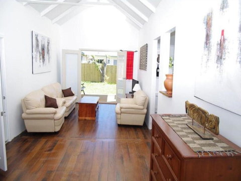 Jupiter 3 Scott Street - Accommodation QLD 2