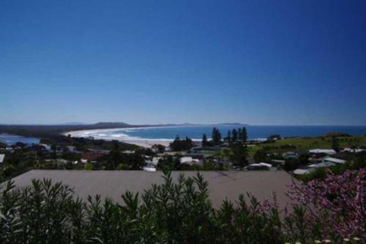 Lower Creek NSW Accommodation QLD