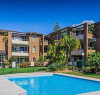 Bay Park Gardens 30 1 Warlters Street - Accommodation QLD