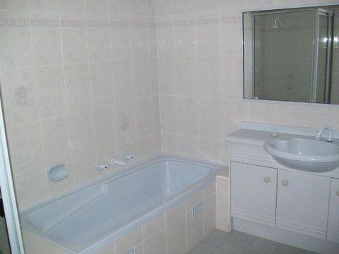 Mainsail 10 17 Owen Street - Accommodation QLD 6