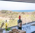 Avalon 3 views to die for across the road from convent beach - Accommodation QLD