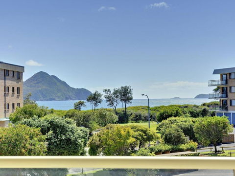 Intrepid Close Seaspray Unit 03 4 - Accommodation QLD 2