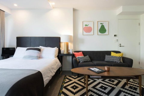 Scandi Beach Apartment - Accommodation QLD 6