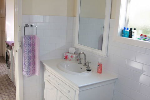 Archery Road Estate - Accommodation QLD 1