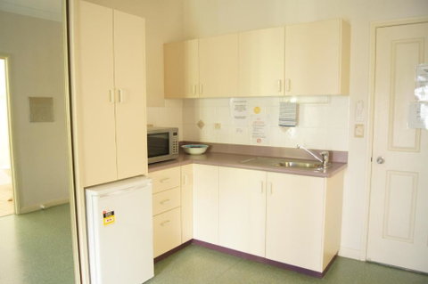 Accommodation On Denham - Accommodation QLD 5