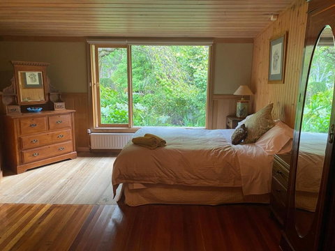 Kangaroo Manor - Accommodation QLD 3