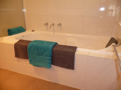 Shepp Central Apartment - Accommodation QLD 5