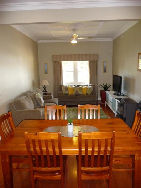 Shepp Central Apartment - Accommodation QLD 3