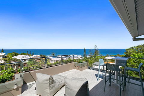 Architectural Masterpiece Sunshine Beach - Accommodation QLD 2