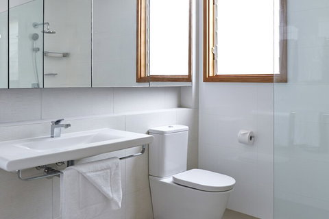 Bay Beach House - Accommodation QLD 1