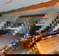 Fairways Close - Accommodation QLD